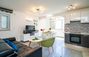Two-Bedroom Apartment VICTORY, Dubrovnik